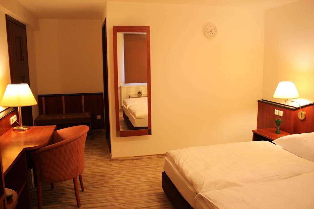 As Hotel Göttingen Dış mekan fotoğraf