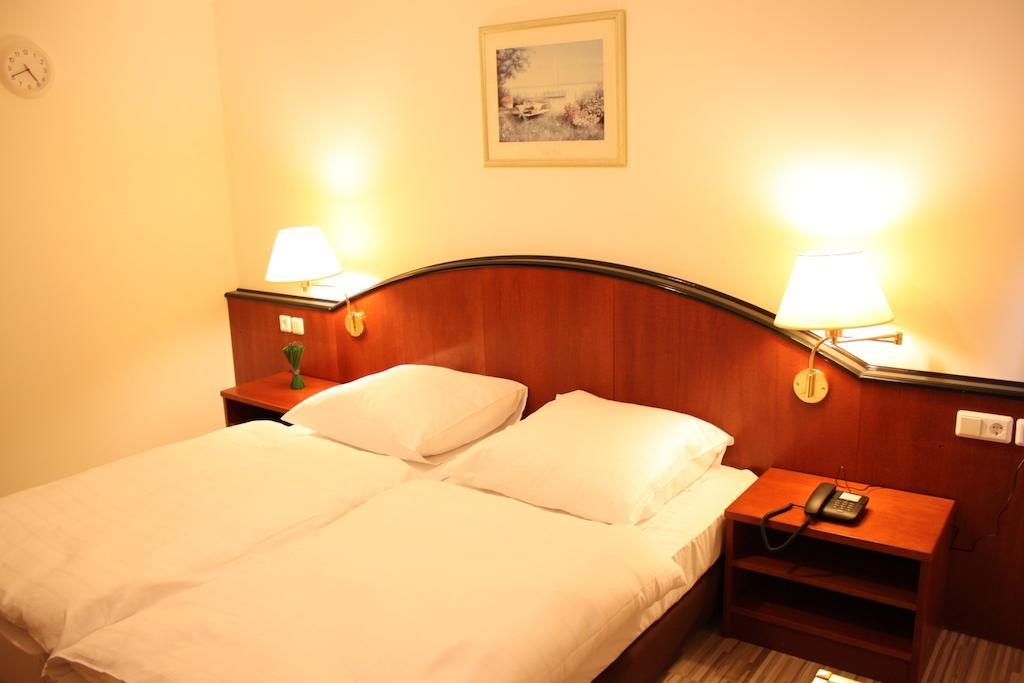 As Hotel Göttingen Dış mekan fotoğraf