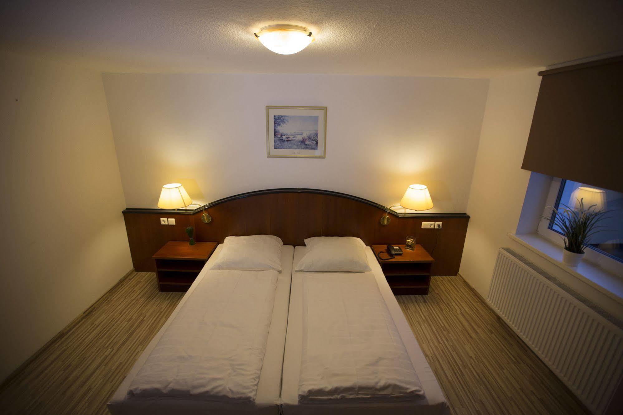 As Hotel Göttingen Dış mekan fotoğraf