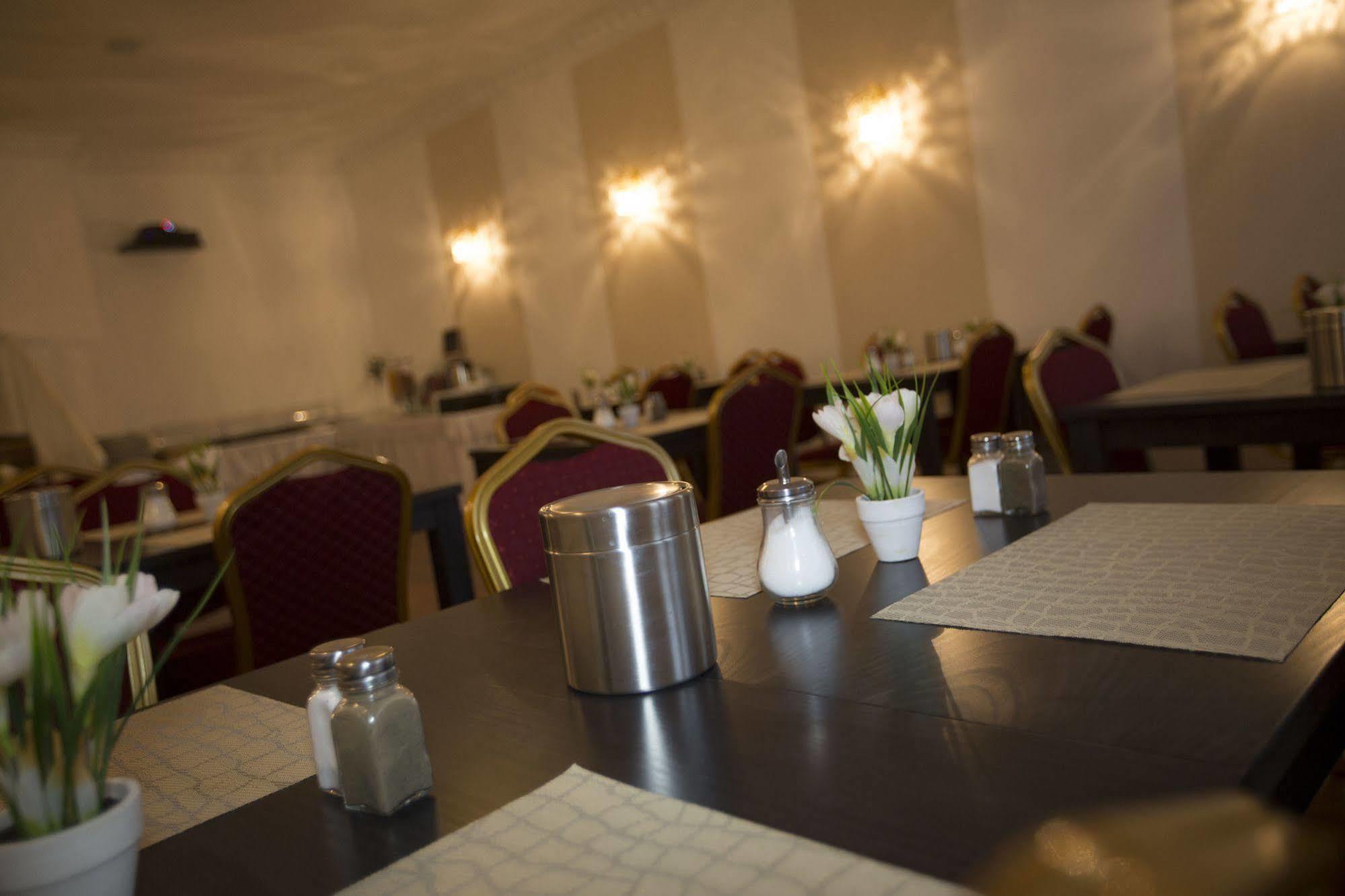As Hotel Göttingen Dış mekan fotoğraf